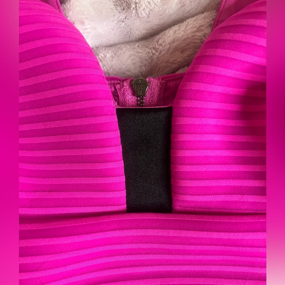 π Express y2k Era Hot Pink Ribbed Crop Top β Size Small - Barbiecore Summer - Picture 3 of 11